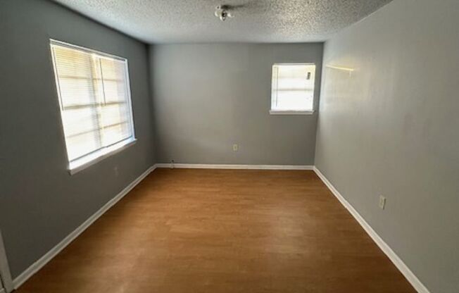 1 bed, 1 bath, , $450