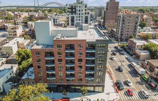 Amana Astoria Residential