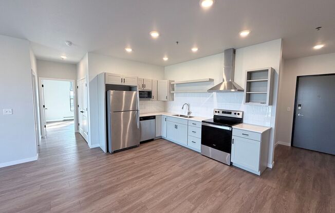 2 beds, 2 baths, 1,142 sqft, $1,525, Unit 517