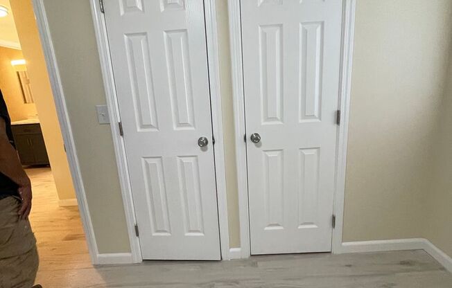 2 beds, 1 bath, 945 sqft, $1,500, Unit 088