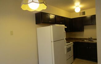 1 bed, 1 bath, $675, Unit 12