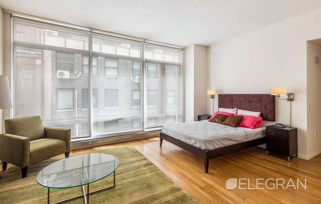 Studio, 1 bath, 590 sqft, $4,300, Unit 6C