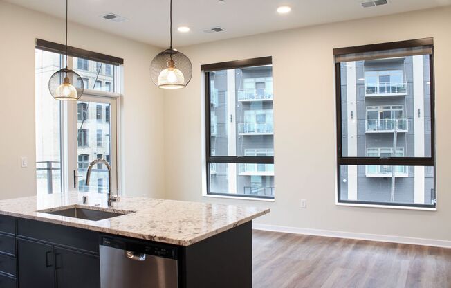 2 beds, 1 bath, 945 sqft, $2,250, Unit 108