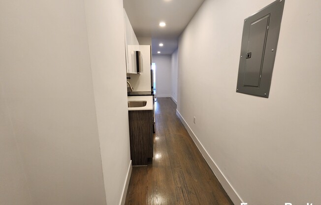44 Joy St