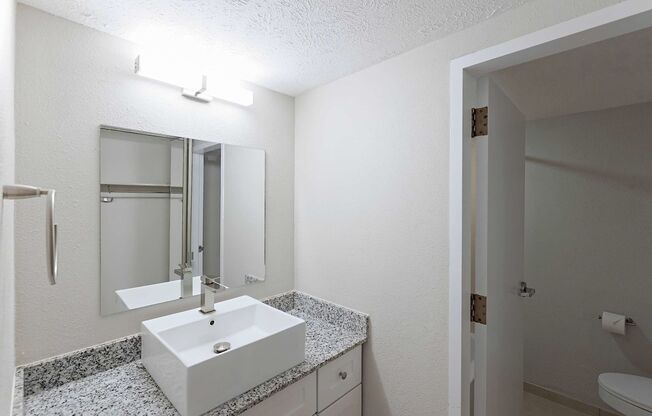 Studio, 1 bath, 364 sqft, $755, Unit 5281 (2419)