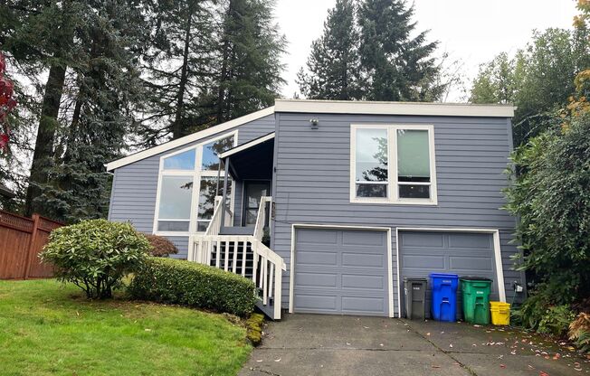 $1500 Off First Full Month!!  Georgeous, Updated SW Portland Home Minutes to Downtown, I-5, Sylvania PCC