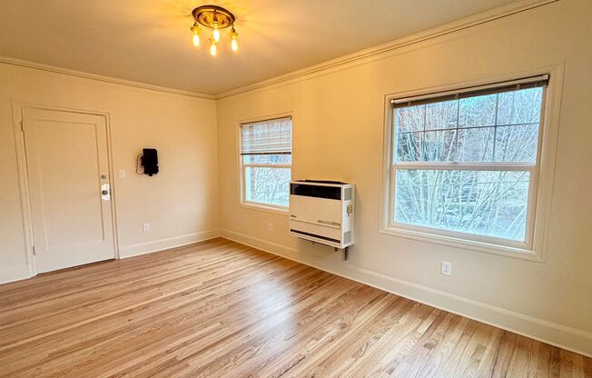 N0108 - Laurelview Apartments