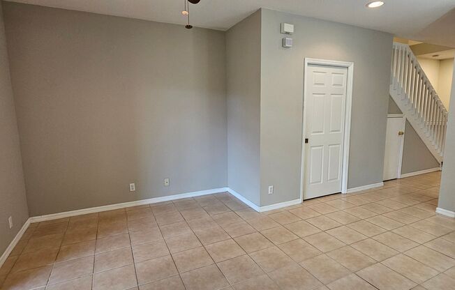 2 Bedroom Condo -Cypress Landing