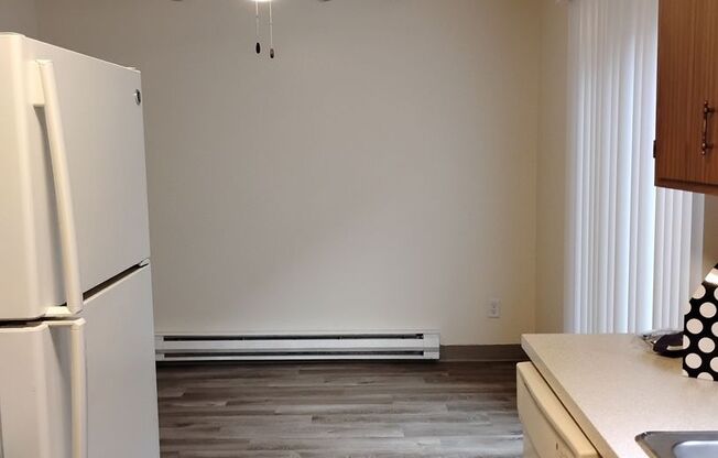 2 beds, 1.5 baths, 875 sqft, $1,250, Unit 257-636