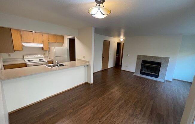 1 bed, 1 bath, 576 sqft, $1,550, Unit 104