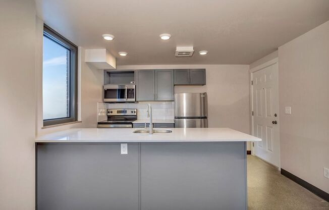 1 bed, 1 bath, 500 sqft, $1,349, Unit 801