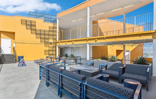 outdoor patio with comfortable seating at One Santa Fe apartments