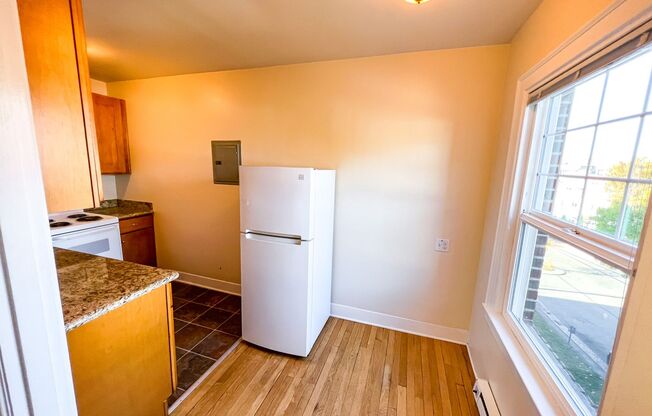 Studio, 1 bath, 454 sqft, $1,545, Unit 108