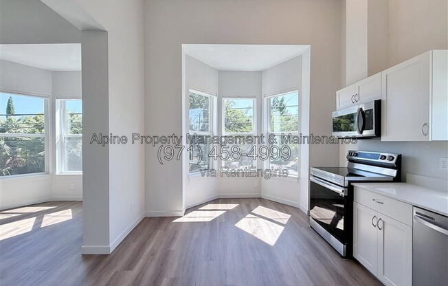 1935 SE 11 AVE