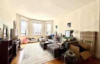 1957 Commonwealth Ave B4