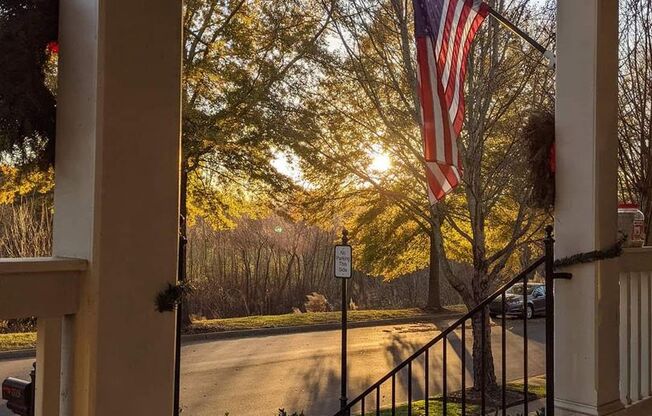 Upscale Home In Prime Huntersville Monteith Park Location