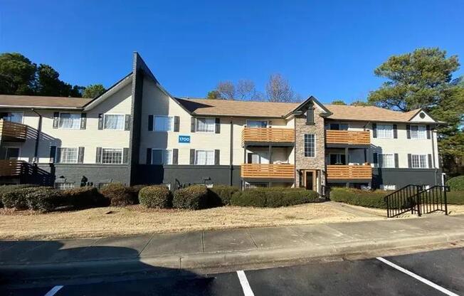 Parking Area at Latitude at Riverchase, Hoover, Alabama