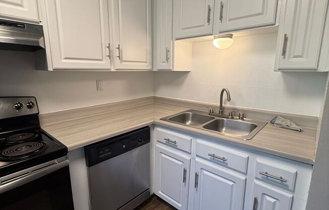 1 bed, 1 bath, 436 sqft, $1,895, Unit 03