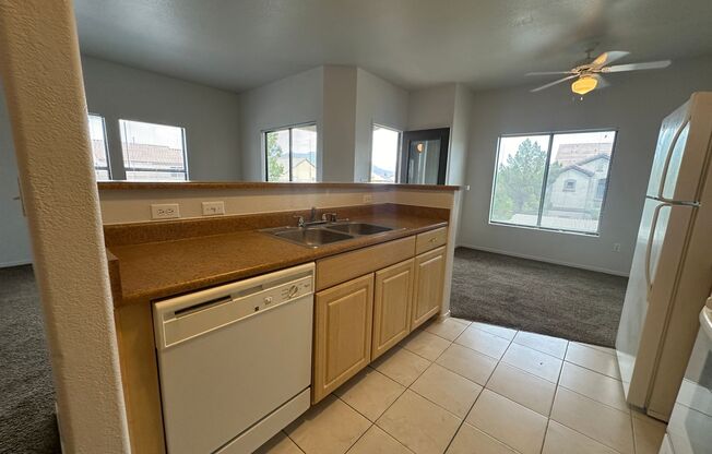 1 bed, 1 bath, $1,300, Unit # 2152