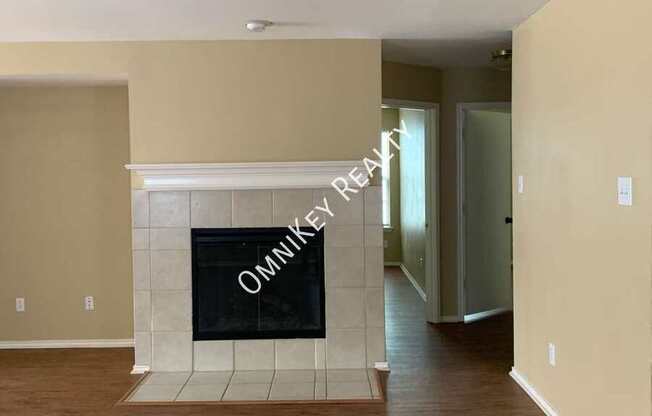 1434 Mission Hills Lane