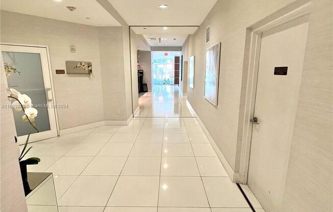 2 beds, 2 baths, 1,154 sqft, $4,800, Unit 1800 N Bayshore Dr # 24-09 (A11699210)