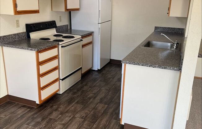 1 bed, 1 bath, 725 sqft, $1,150, Unit 3663E