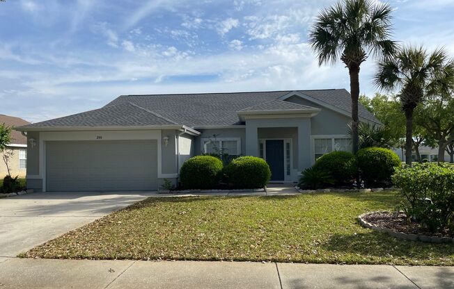 Palmetto Trace 4 BR | 2 BA! Next to Pier Park! Includes Lawn Service & Garbage!