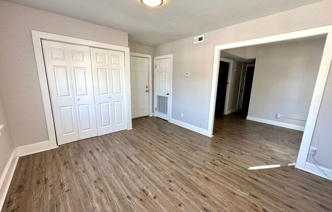 1 bed, 1 bath, $699, Unit Unit 12