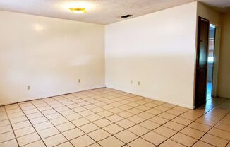 2 beds, 1 bath, $755, Unit APT# 7