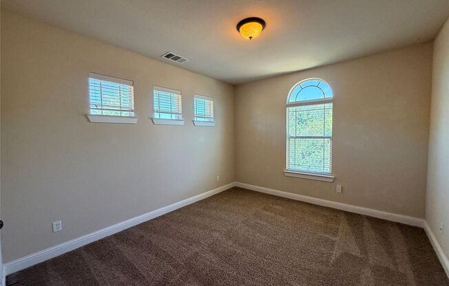 2 beds, 2.5 baths, $2,575