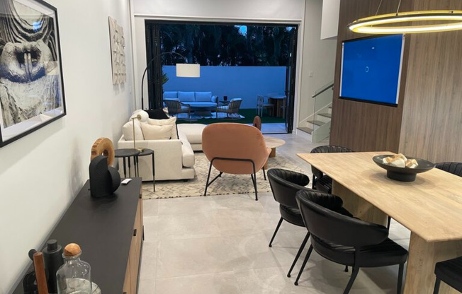 970 EXCELLENCE CIR