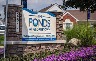 The Ponds at Georgetown Signage