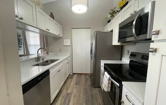 506 SUMMIT COURT
