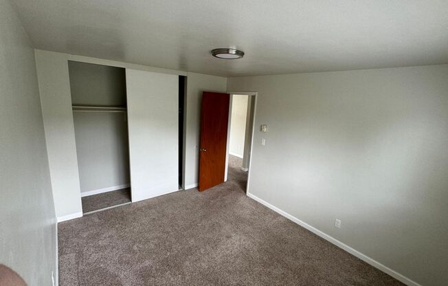 2 beds, 1 bath, 725 sqft, $1,695, Unit 314-01-13
