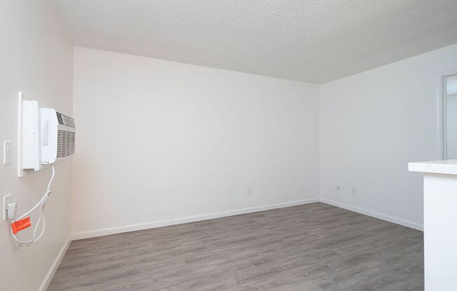 1 bed, 1 bath, $1,895, Unit 55