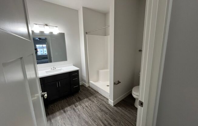 2 beds, 2.5 baths, 1,332 sqft, $1,995, Unit 4958-314
