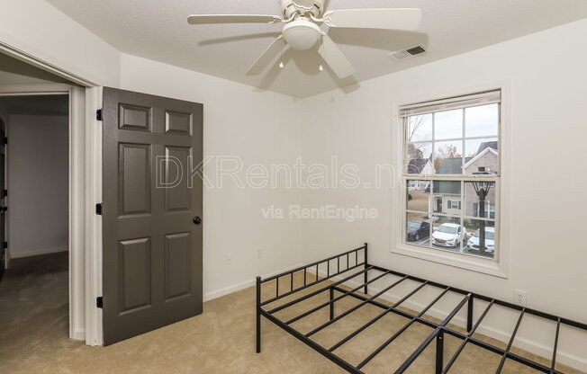 3 beds, 2.5 baths, 1,408 sqft, $1,750, Unit 3005