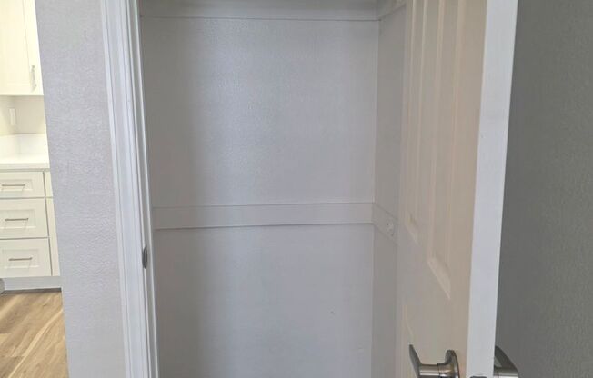 Studio, 1 bath, 270 sqft, $1,100, Unit C107