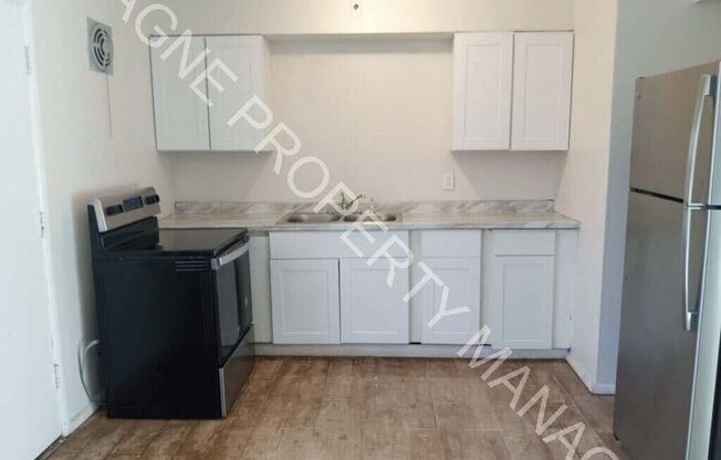 3 beds, 1 bath, $1,300