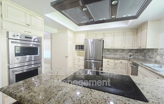 3933 KAREN LYNN DR