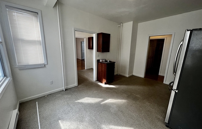 4 beds, 1 bath, 1,500 sqft, $2,700, Unit 1