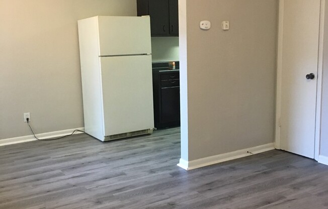 1 bed, 1 bath, $625, Unit 36