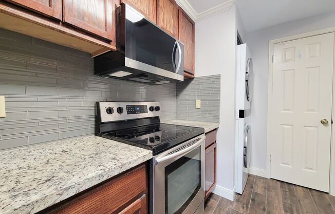 Medical Center Living at Its Best – Poolside Condo with Prime Perks!