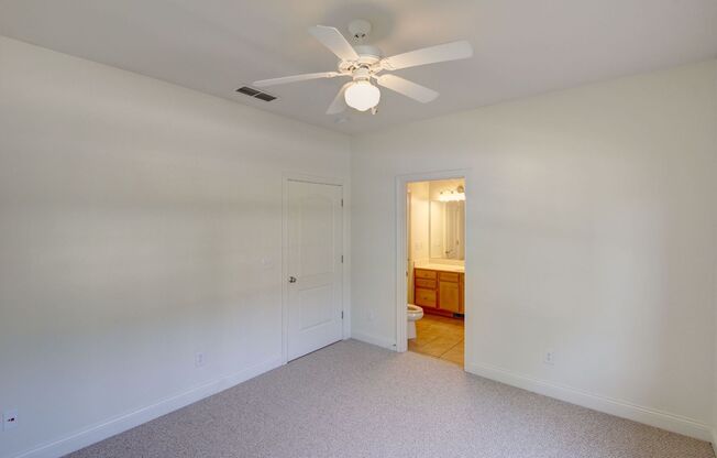 3 beds, 2 baths, 1,850 sqft, $2,275