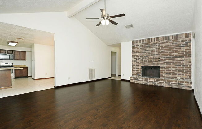 1418 CRAWLEY CT
