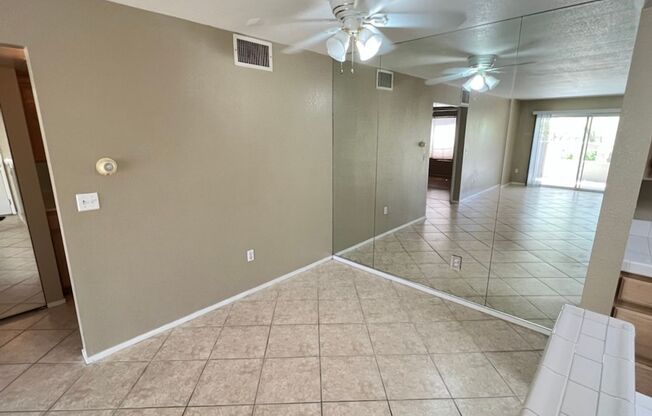 1 bed, 1 bath, $1,200