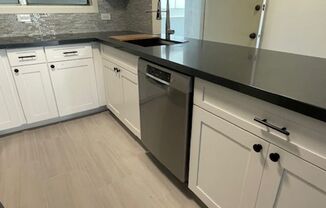 2 beds, 2 baths, $3,400, Unit # 408