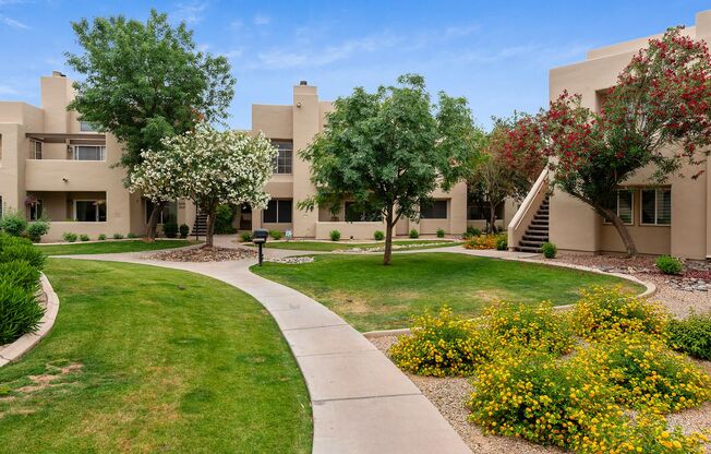 2 beds, 2 baths, $2,000, Unit Unit 2093