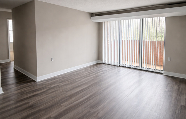 2 beds, 1 bath, 760 sqft, $1,575, Unit 1-0409