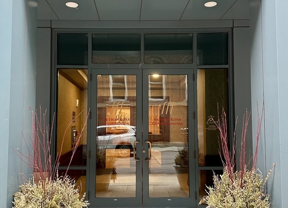 2 beds, 2 baths, 1,114 sqft, $4,200, Unit 2007